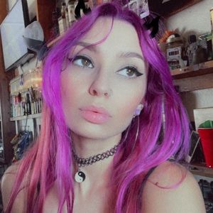 Meet your Posher, Jade